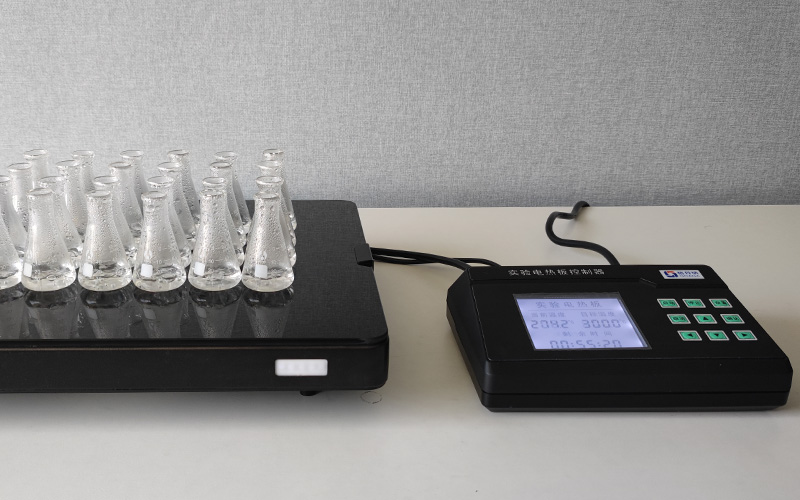 實(shí)驗(yàn)電熱板